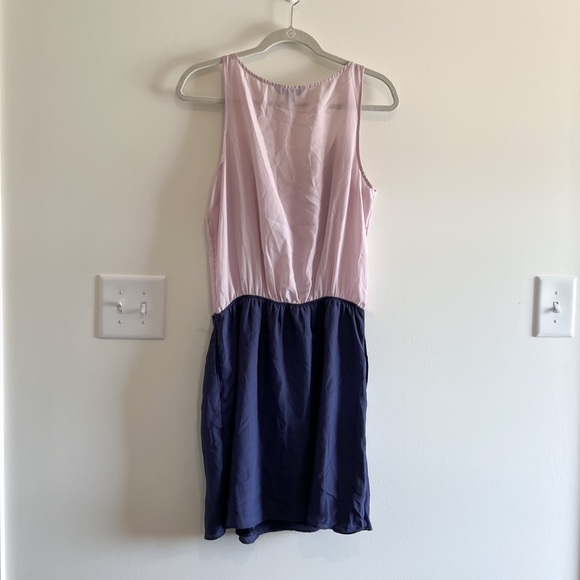 Express Two Tone Dress - Picture 4 of 5